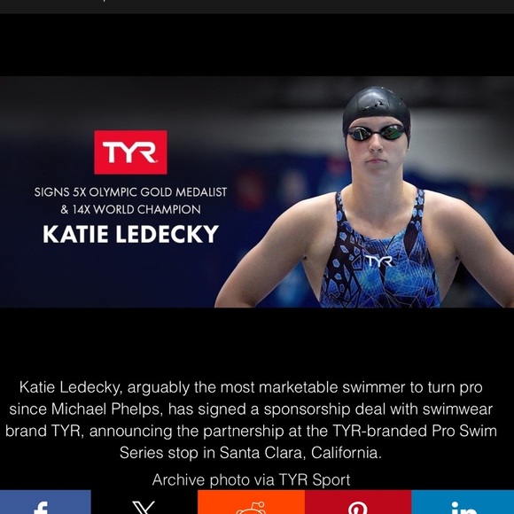 TYR Women's Avictor Venom Open Back Swimsuit Size Size 29 - Picture 8 of 9